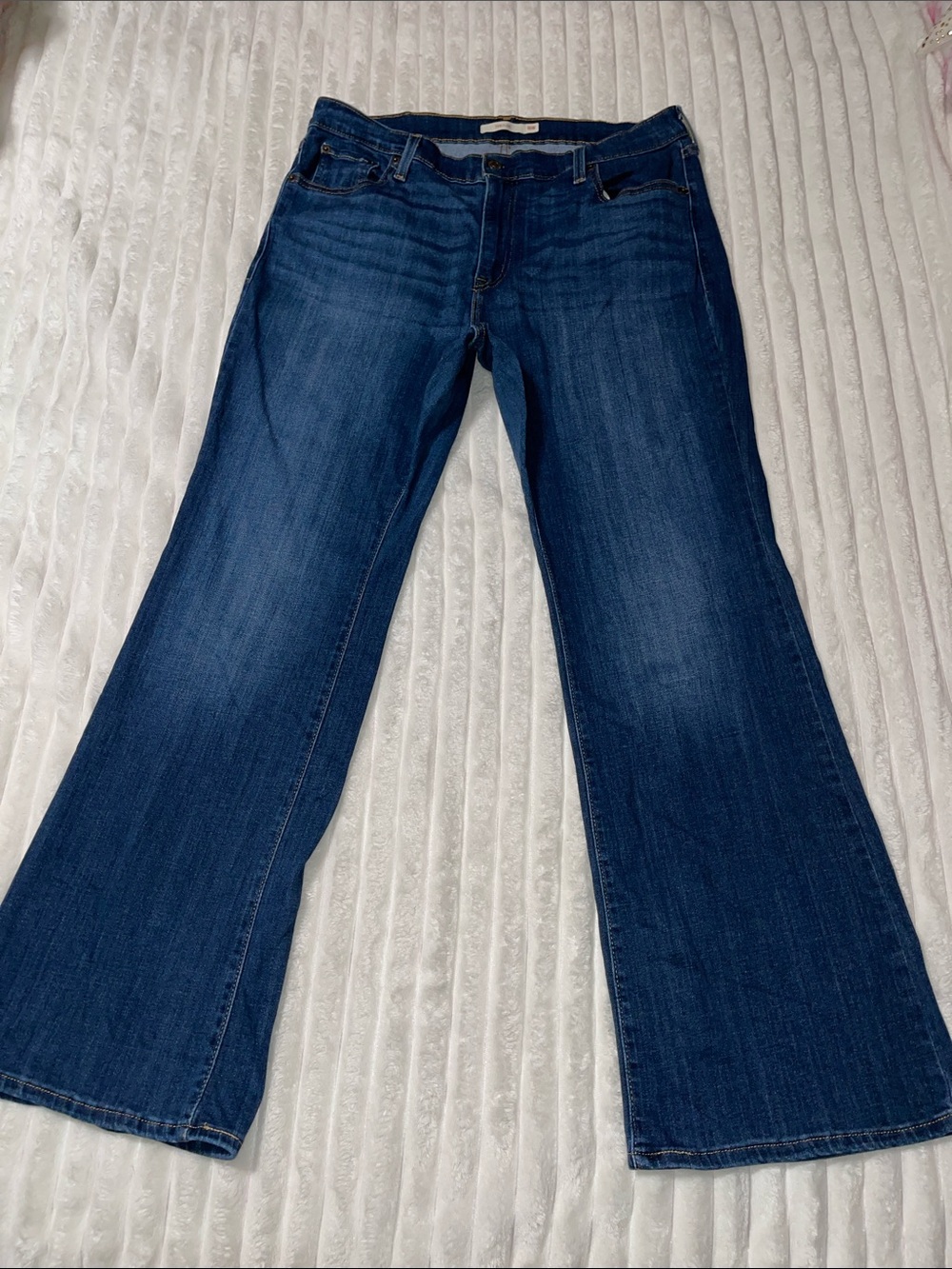 Levis 726 Flare Jean | Size 16W
